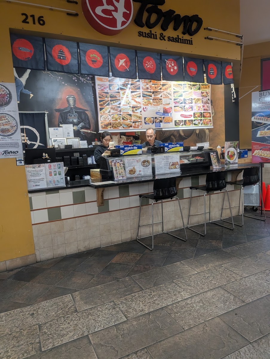 Tomo Sushi & Sashimi